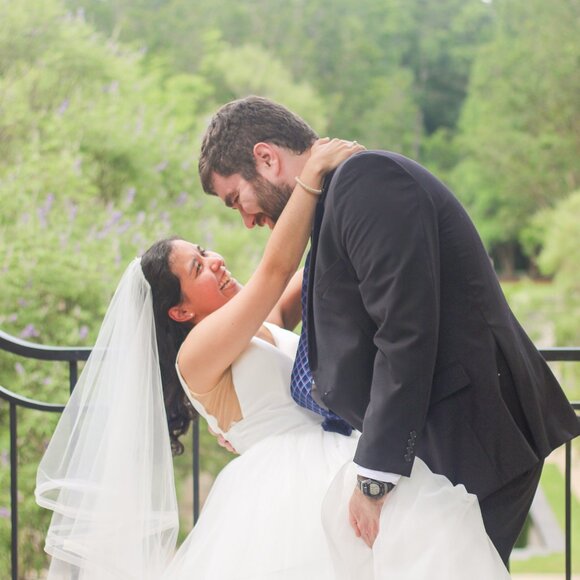 Wedding dress - Picture 9 of 12